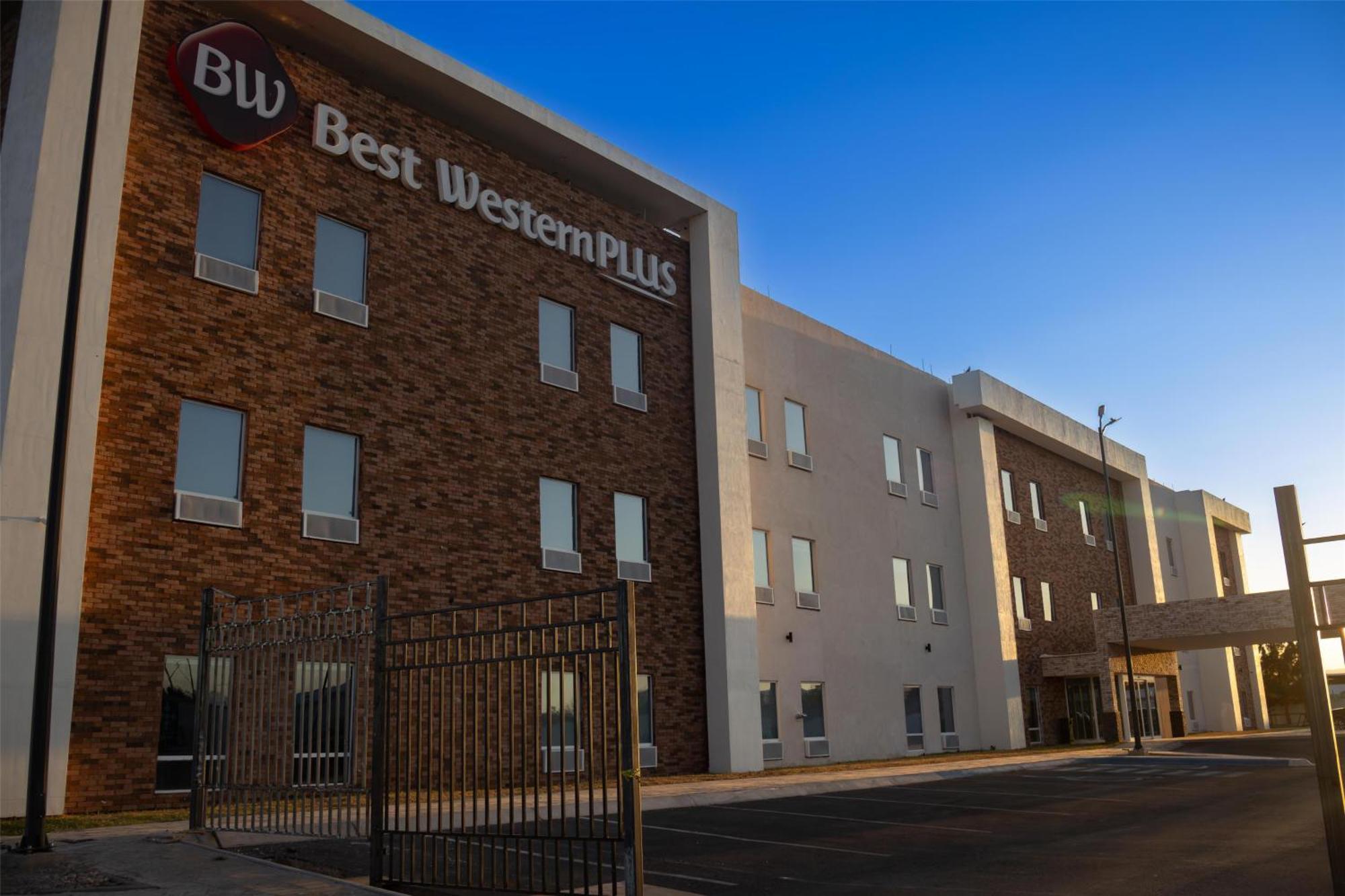 Best Western Plus Sacramento تشيهواهوا المظهر الخارجي الصورة